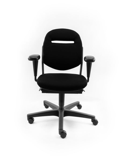 Ahrend 220 ergonomische bureaustoel, nieuwe stof zwart. - Re - Use24Bureaustoelen