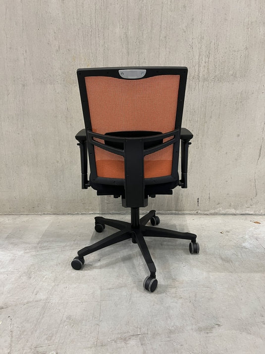 Refurbished 706 nylon (A4) - Re - Use24Bureaustoelen