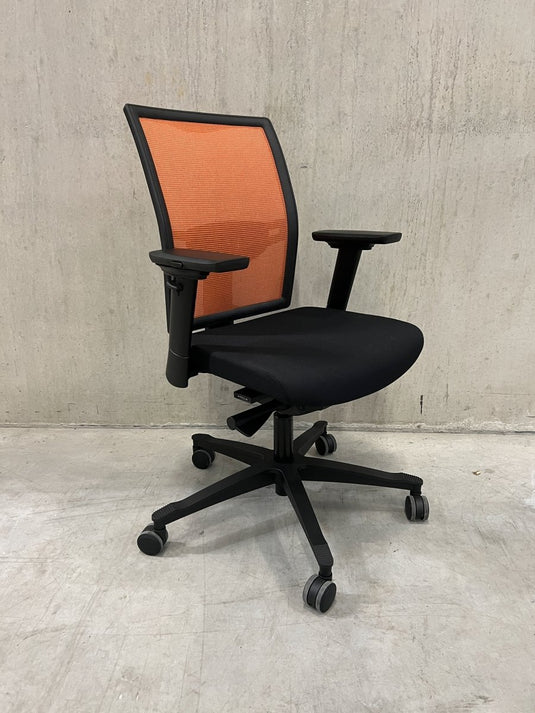 Refurbished 706 nylon (A4) - Re - Use24Bureaustoelen
