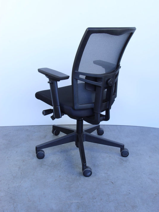 Refurbished bureaustoel 706 + Edition Nylon (B6) - Re - Use24Bureaustoelen