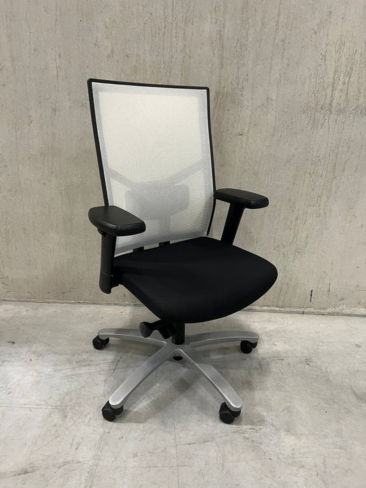 Refurbished bureaustoel 787 Edition Alu rug wit, zilver base (B11) - Re - Use24Bureaustoelen