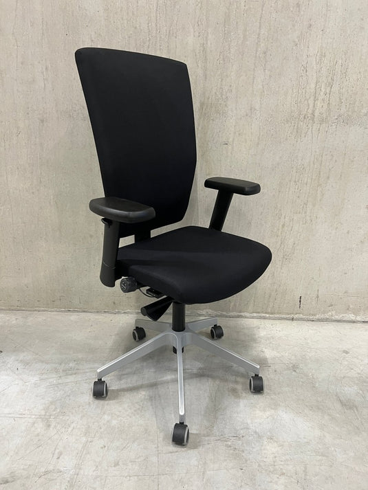 Refurbished bureaustoel (B15) - Re - Use24Bureaustoelen