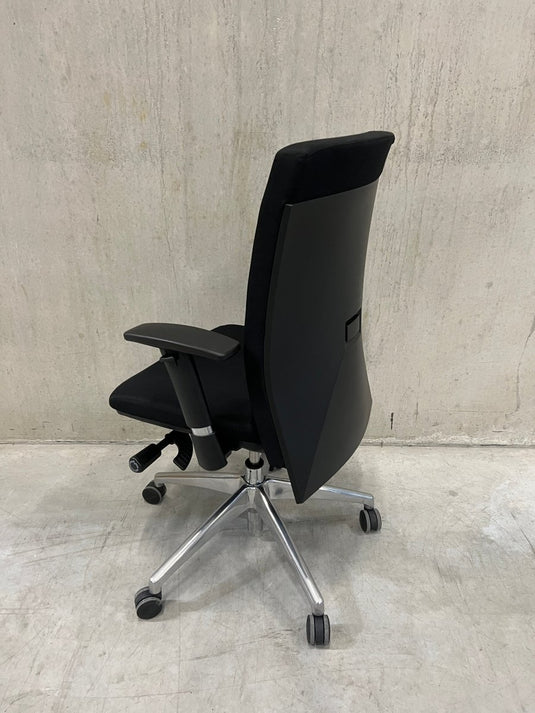 Refurbished bureaustoel (C1) - Re - Use24Bureaustoelen