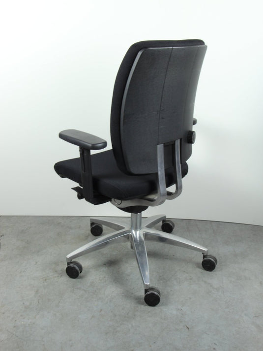 Refurbished bureaustoel Kembo M9 Alu (E5) - Re - Use24Bureaustoelen