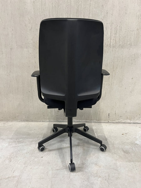 Refurbished bureaustoel zwart (B5) - Re - Use24Bureaustoelen