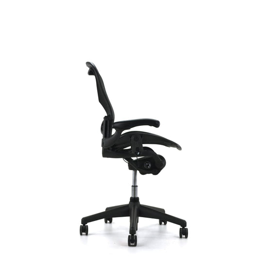 Herman Miller ergonomische bureaustoel Aeron (classic) "B" Full options - Re-Use24