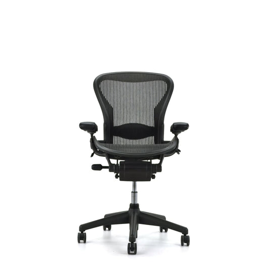 Herman Miller ergonomische bureaustoel Aeron (classic) "B" Full options - Re-Use24