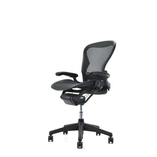Herman Miller ergonomische bureaustoel Aeron (classic) "B" Full options - Re-Use24