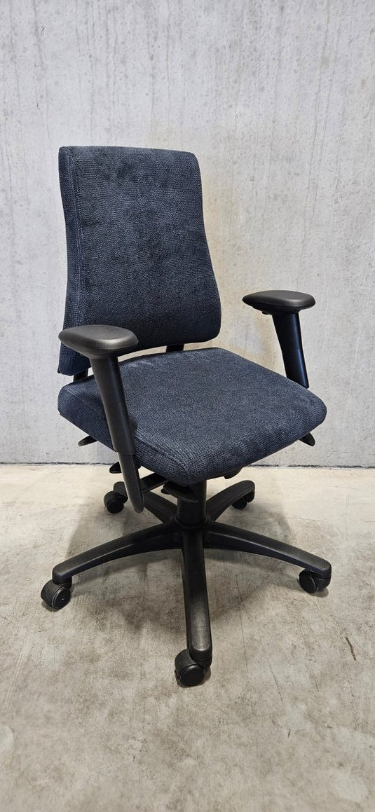 BMA Axia hoge rug Regain Blauw Refurbished Bureaustoel - Re - Use24Bureaustoelen