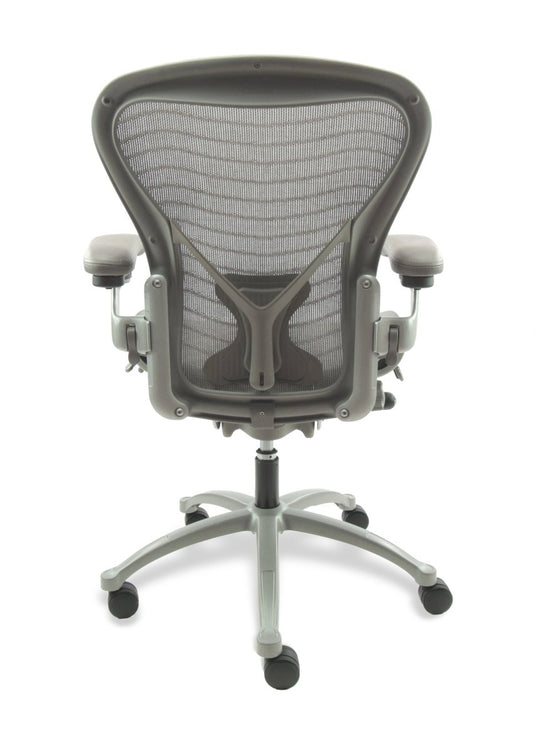 Herman Miller Aeron "B" Posturefit Titanium Refurbished - Re - Use24Bureaustoelen