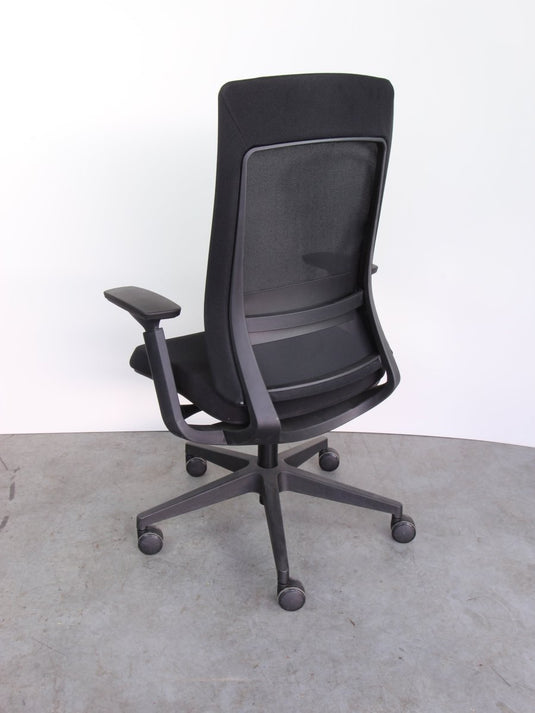 Refurbished bureaustoel Fly Nylon (D4) - Re - Use24Bureaustoelen