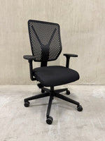Refurbished WHY Zwart (C8) - Re - Use24Bureaustoelen
